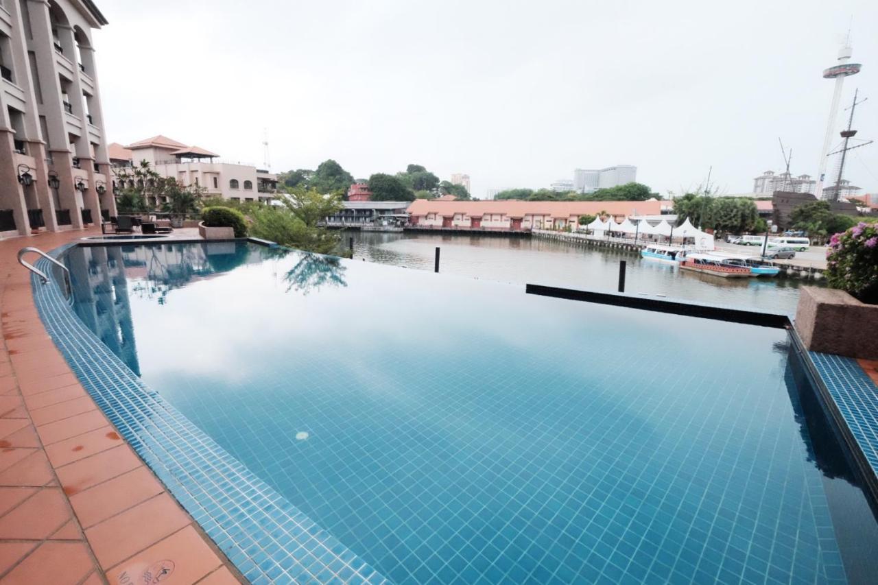 Luxury On Melaka River Экстерьер фото